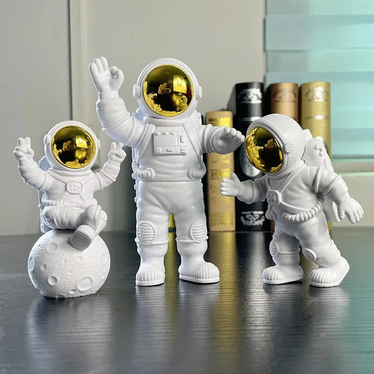 Metamoon 3Pcs Creative Resin Astronaut Ornament Figure Statue Spaceman Desktop Decor Modeling Kids Gift Home Decoration