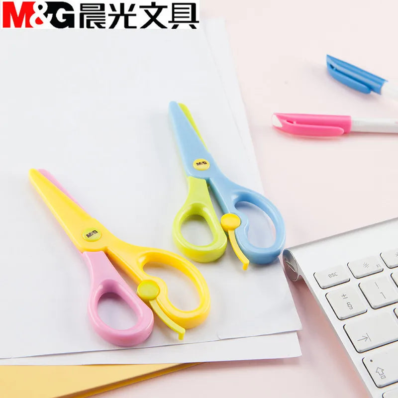 M&G Elastic Children's Scissors Random Colors Labor-saving Elastic Plastic Children's Scissors Hand-made Paper-cut