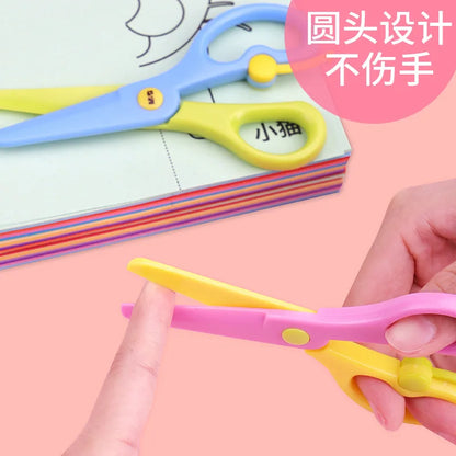 M&G Elastic Children's Scissors Random Colors Labor-saving Elastic Plastic Children's Scissors Hand-made Paper-cut